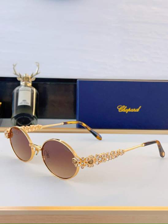 Picture of Chopard Sunglasses _SKUfw80049833fw